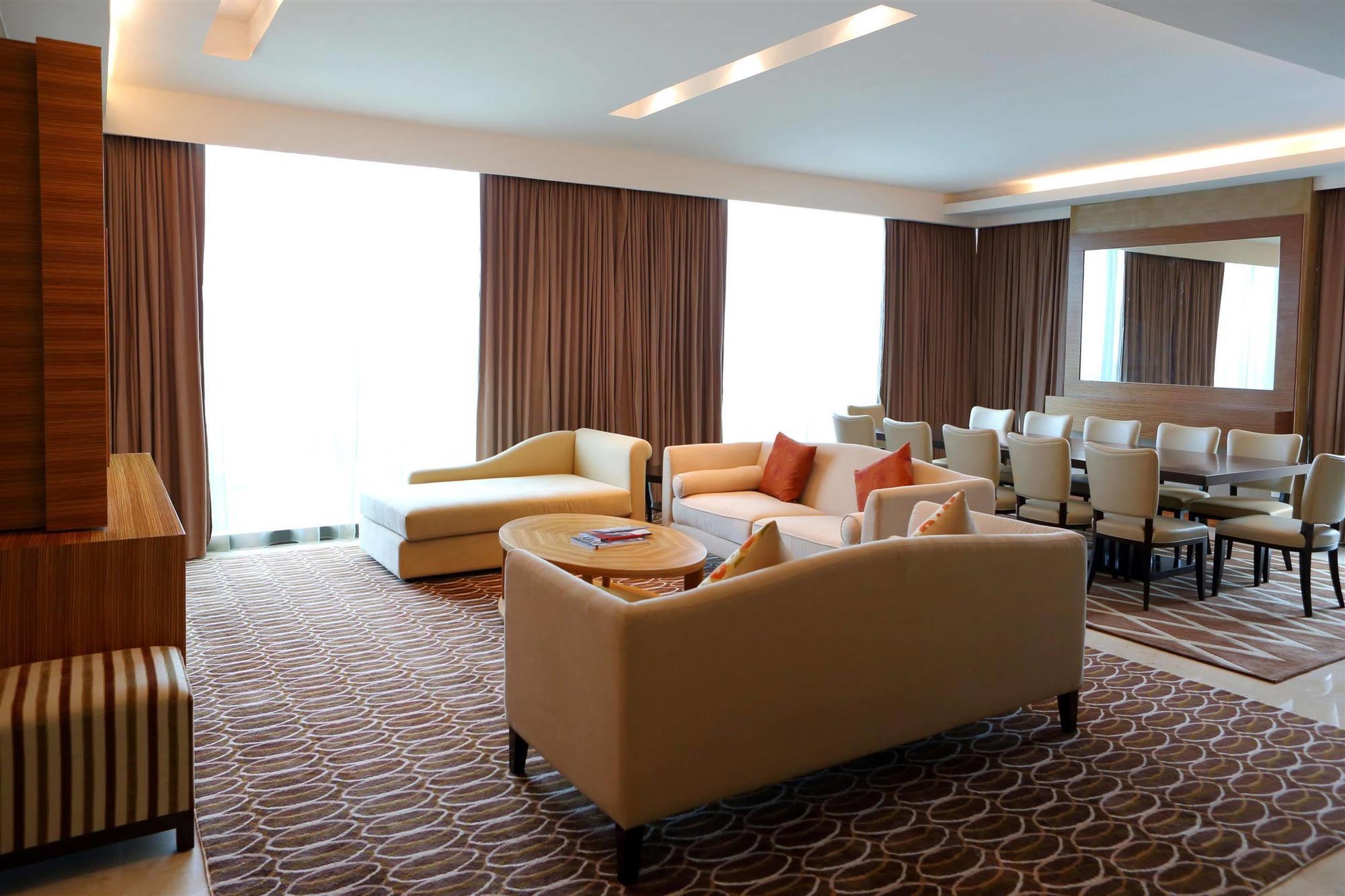 Four Points By Sheraton Kuching酒店 外观 照片
