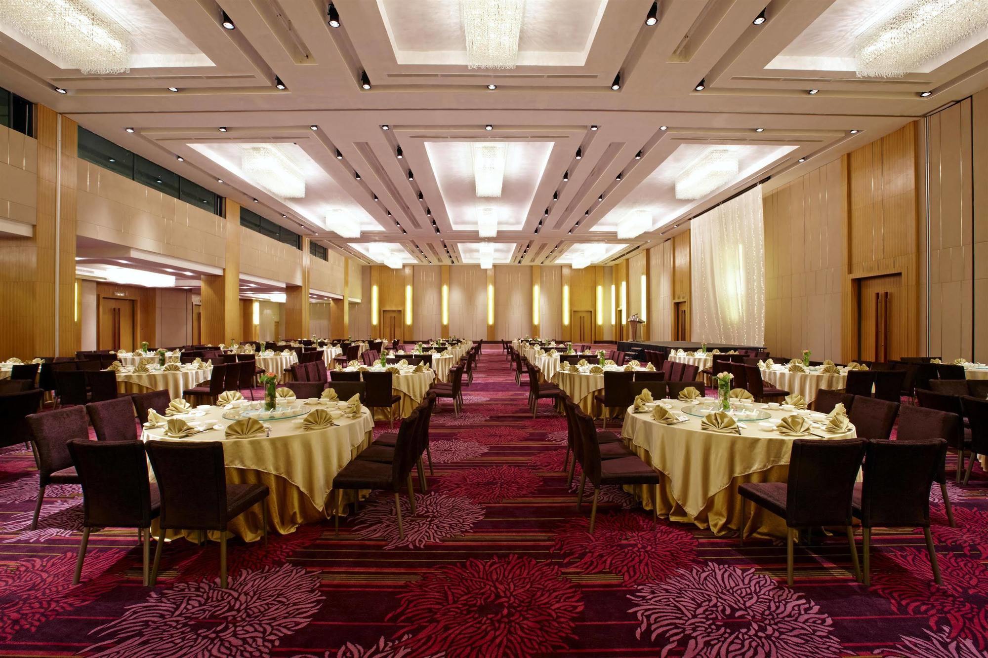 Four Points By Sheraton Kuching酒店 餐厅 照片
