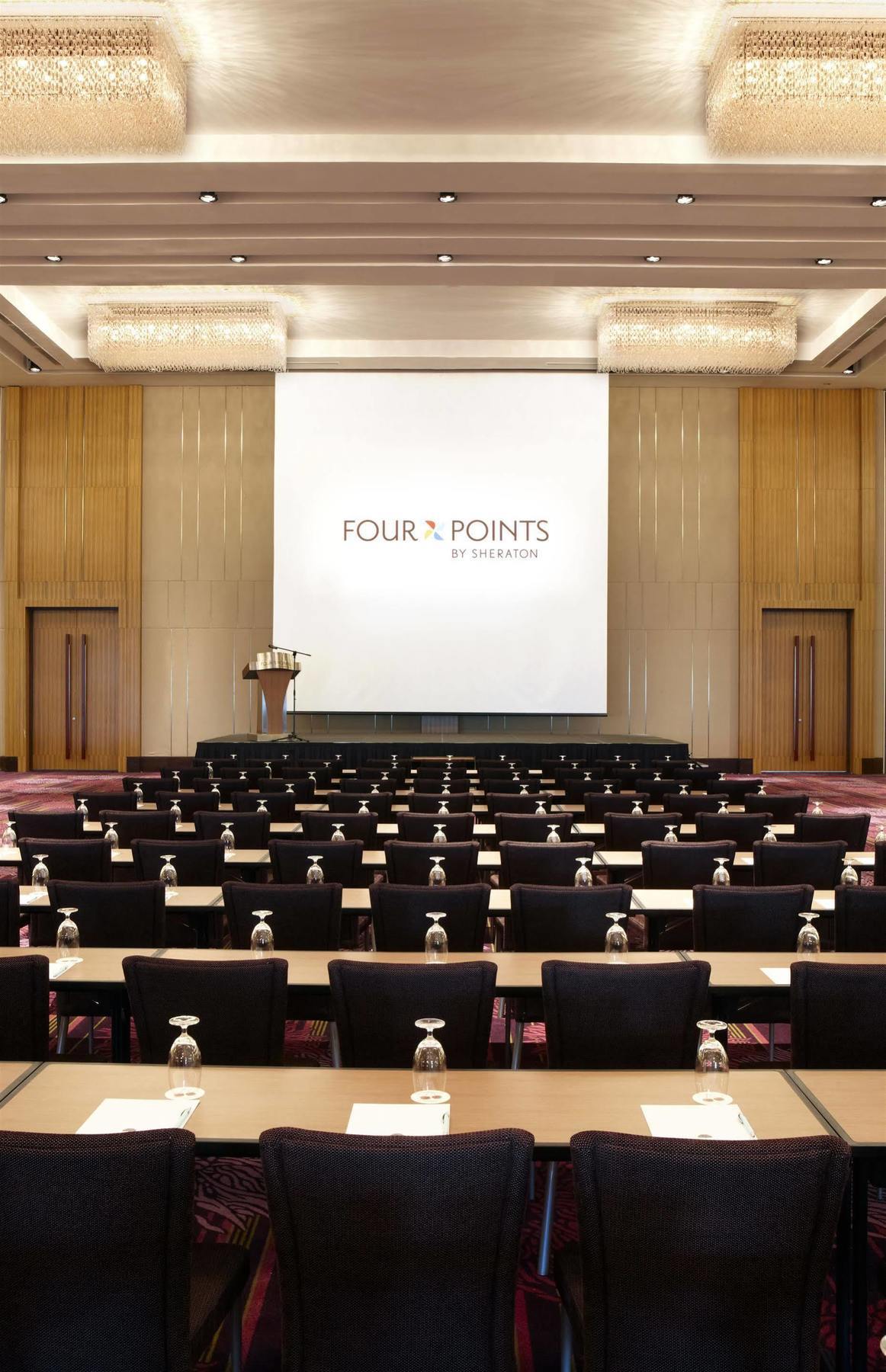 Four Points By Sheraton Kuching酒店 外观 照片