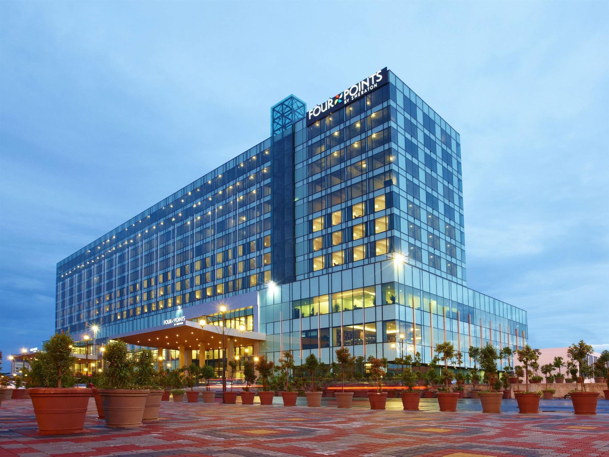 Four Points By Sheraton Kuching酒店 外观 照片